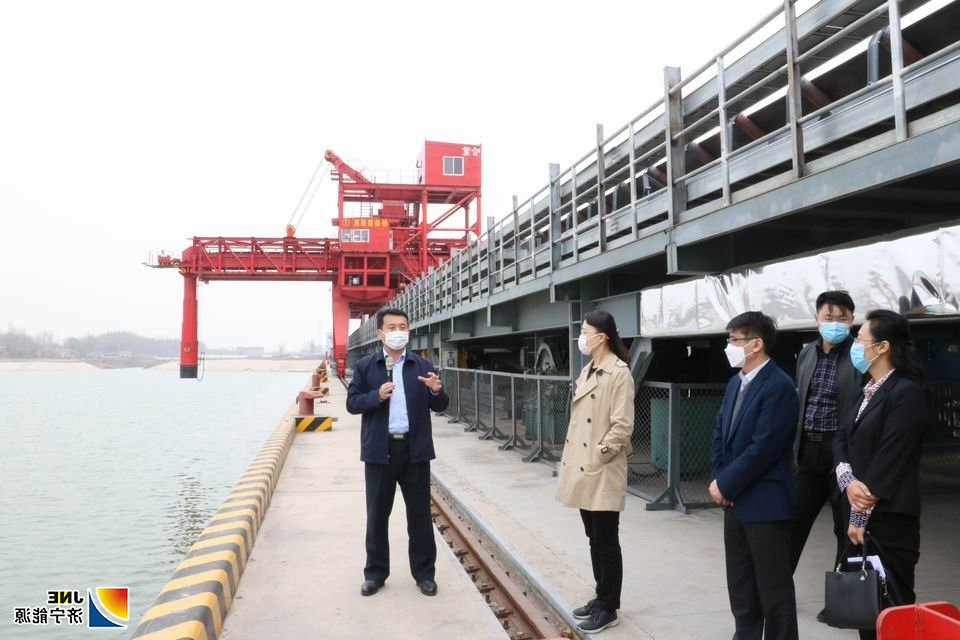 2020-3-25省农行领导到济矿物流公司实地考察调研1.JPG