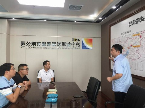 闵维为新分大学生上好人生入职“第一课”