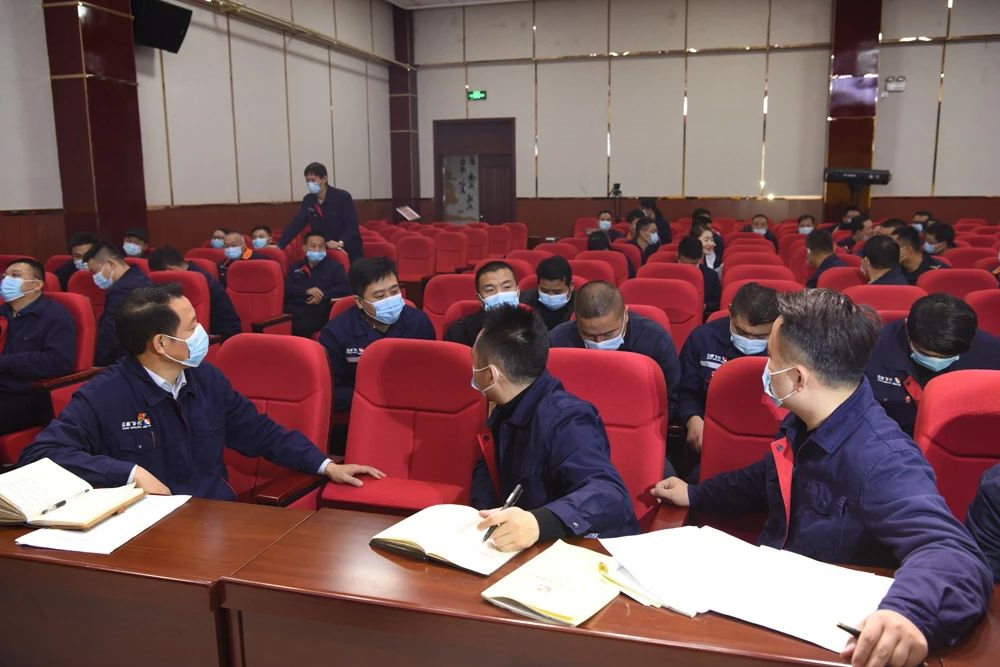 金桥煤矿：掀起学习十九届五中全会精神热潮3.jpg