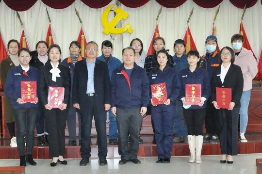 花园煤矿举办庆“三八”国际妇女节巾帼事迹报告会