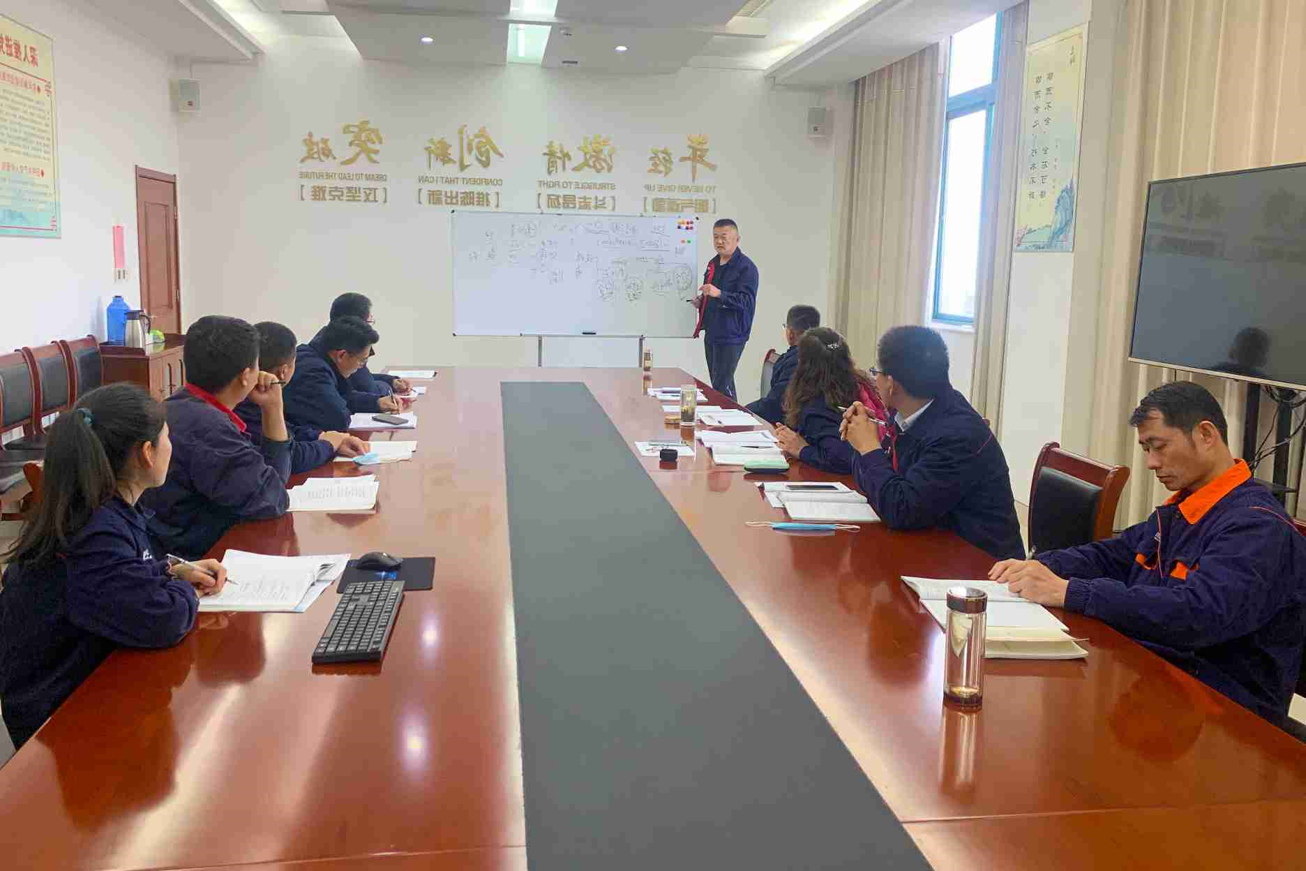 民生热能：务虚会上谋实招 集思广益出实效（齐邦宇2） (2)3(1).jpg