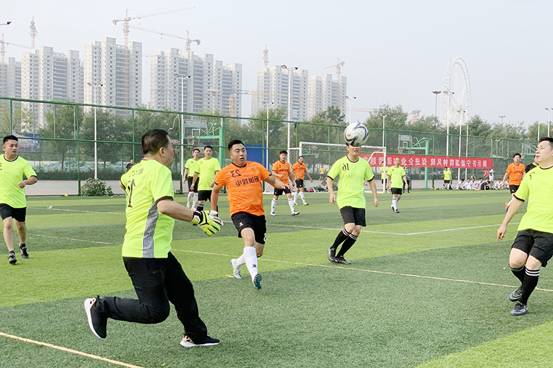 这场比赛有点燃！——阳城煤电在集团公司职工运动会.jpg