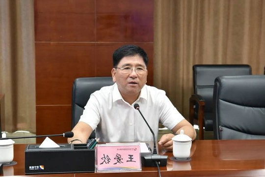 徐钢集团客人到访济宁能源考察交流洽谈合作