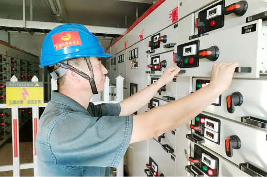 义桥煤矿丨岗员亮身份践承诺 助力企业安全生产