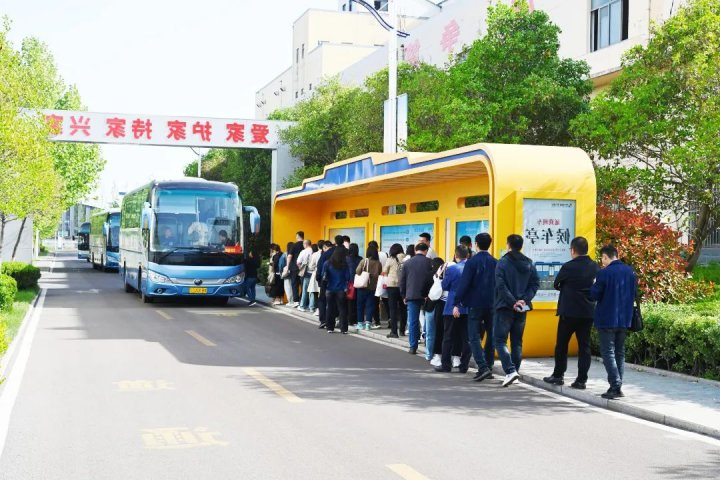 霄云煤矿多措并举促买球“落地生根”