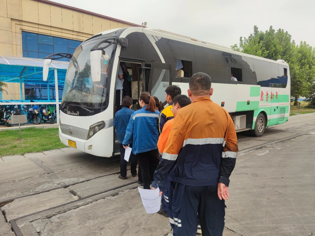 1748479568137718.jpg 4f0fe55b0f3ed1e1b4687b19658208cc.jpg